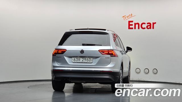 Volkswagen Tiguan 2018 — photo 4