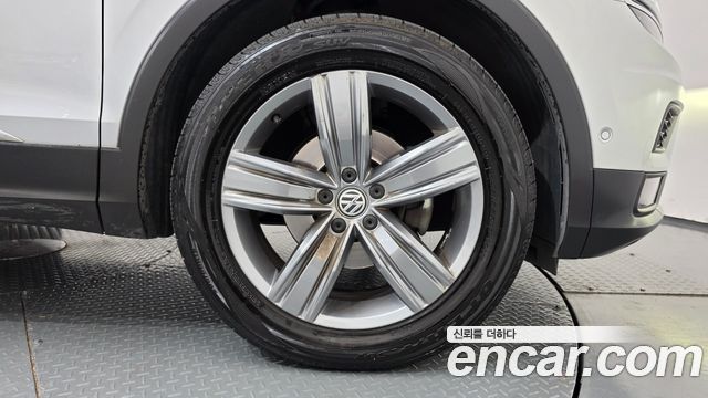 Volkswagen Tiguan 2018 — photo 7