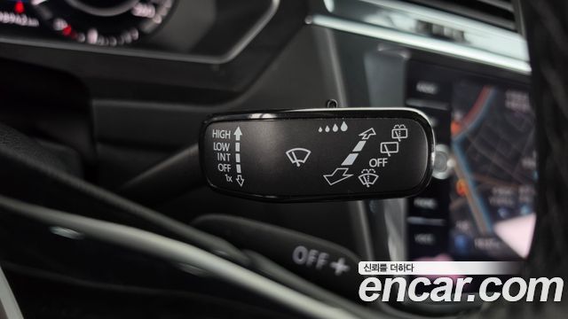 Volkswagen Tiguan 2018 — photo 29