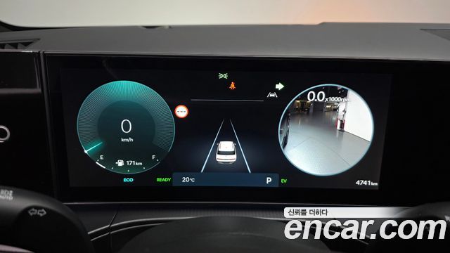 Hyundai Santafe 2024 — photo 11