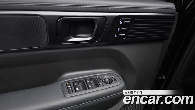 Hyundai Santafe 2024 — photo 23