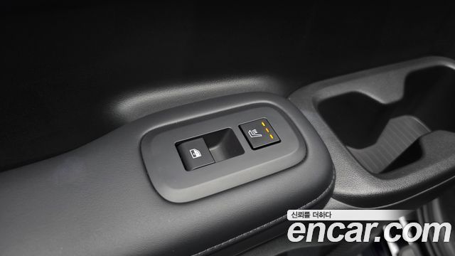 Hyundai Santafe 2024 — photo 25