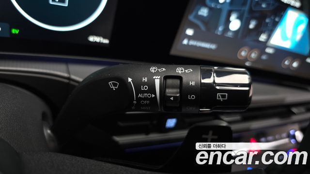 Hyundai Santafe 2024 — photo 33