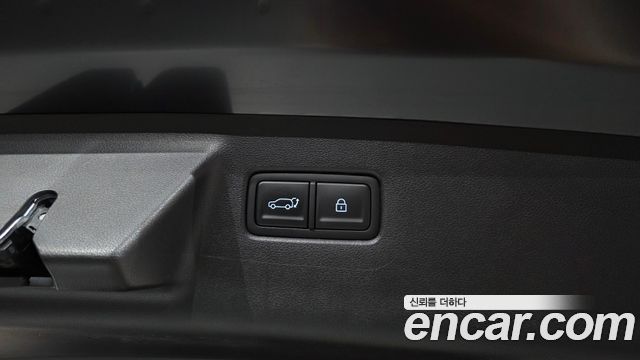 Hyundai Santafe 2024 — photo 36