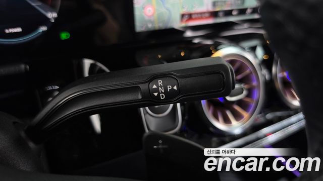 Mercedes-Benz EQA 2021 — photo 12