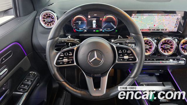 Mercedes-Benz EQA 2021 — photo 19