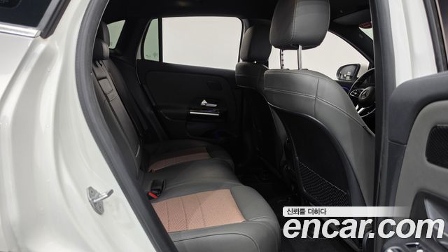 Mercedes-Benz EQA 2021 — photo 25