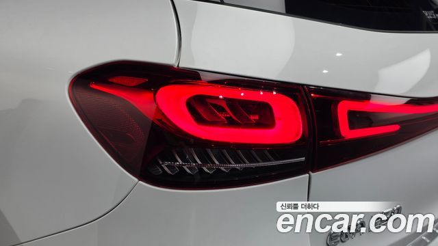 Mercedes-Benz EQA 2021 — photo 9