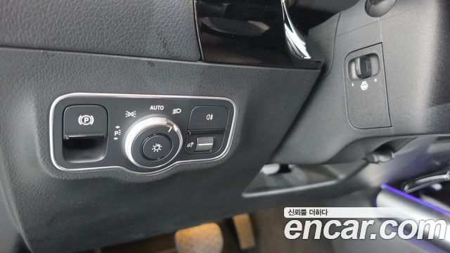 Mercedes-Benz EQA 2021 — photo 27