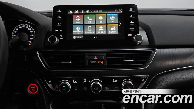 Honda Accord 2019 — photo 20
