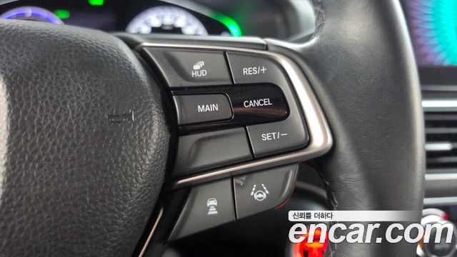Honda Accord 2019 — photo 34