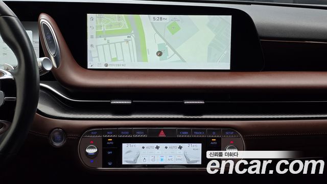 Genesis G90 2022 — photo 19