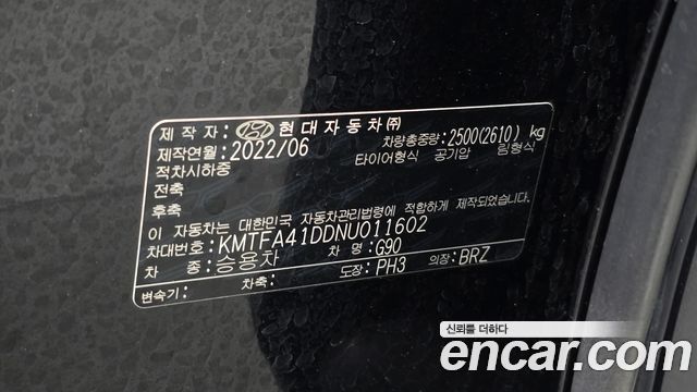 Genesis G90 2022 — photo 29
