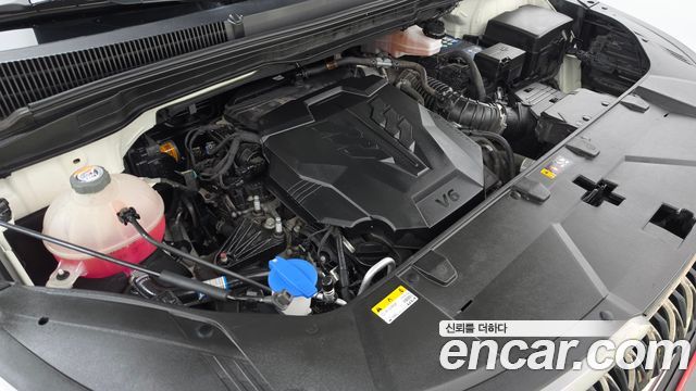 Kia Canival 2023 — photo 6
