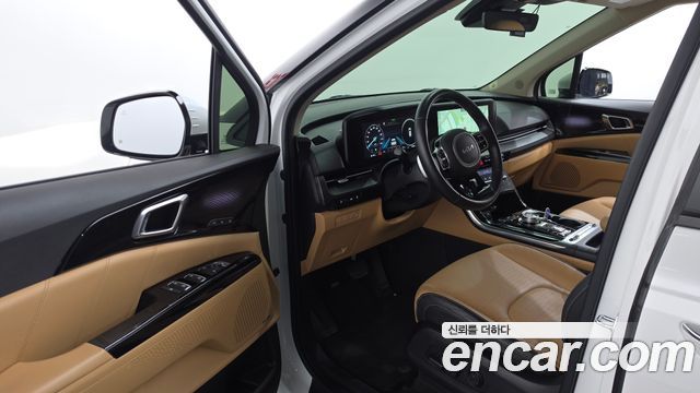 Kia Canival 2023 — photo 13
