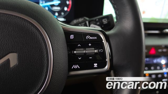 Kia Canival 2023 — photo 22