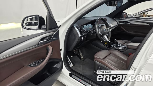 BMW X3 2018 — photo 13