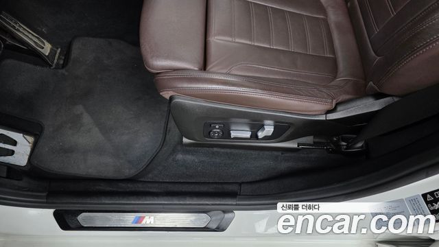 BMW X3 2018 — photo 31