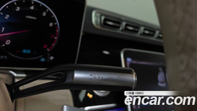 Mercedes-Benz S-Class 2021 — photo 12