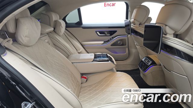 Mercedes-Benz S-Class 2021 — photo 17