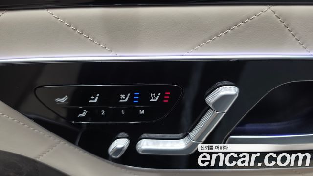 Mercedes-Benz S-Class 2021 — photo 28