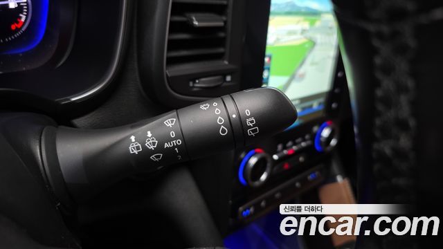 Renault Korea QM6 2023 — photo 23