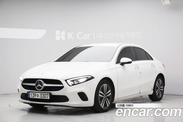 Mercedes-Benz A-Class 2021 — photo 1