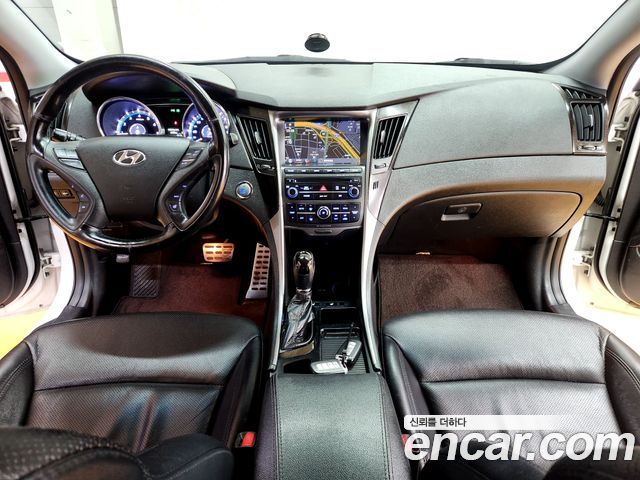 Hyundai Sonata 2013 — photo 12