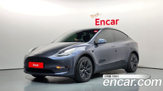 Tesla Model Y 2022 — photo 1