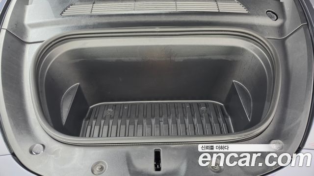 Tesla Model Y 2022 — photo 6