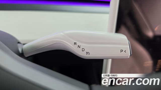 Tesla Model Y 2022 — photo 12