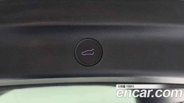 Tesla Model Y 2022 — photo 29