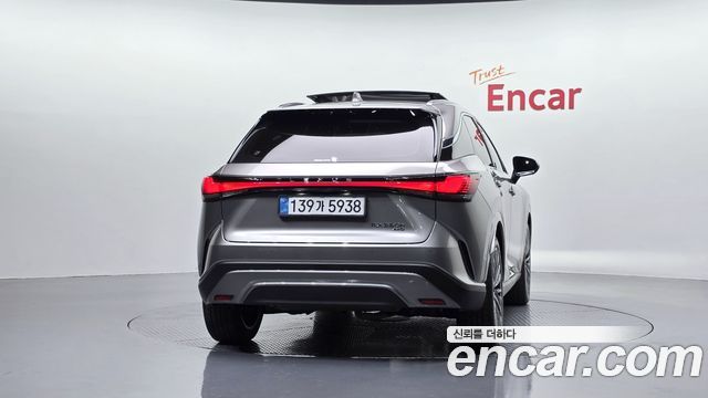 Lexus RX 2025 — photo 4