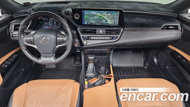 Lexus ES 2025 — photo 10