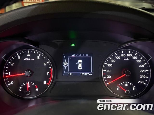 Kia K5 2016 — photo 16