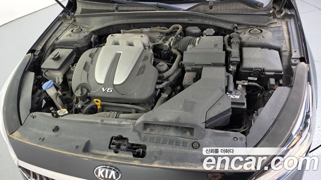 Kia K7 2017 — photo 6