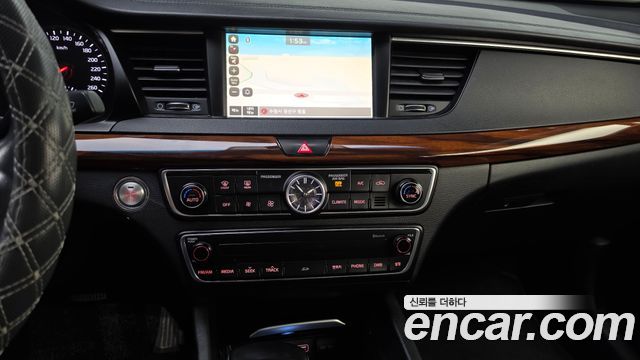 Kia K7 2017 — photo 20