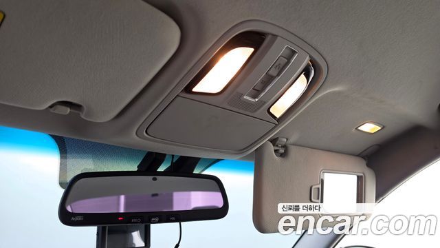 Kia K7 2017 — photo 30