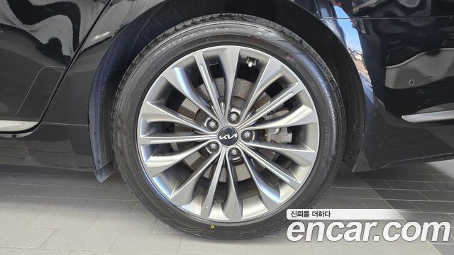Kia K9 2022 — photo 7