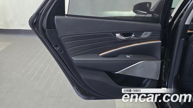 Kia K9 2022 — photo 15