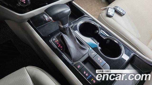 Kia Canival 2019 — photo 9