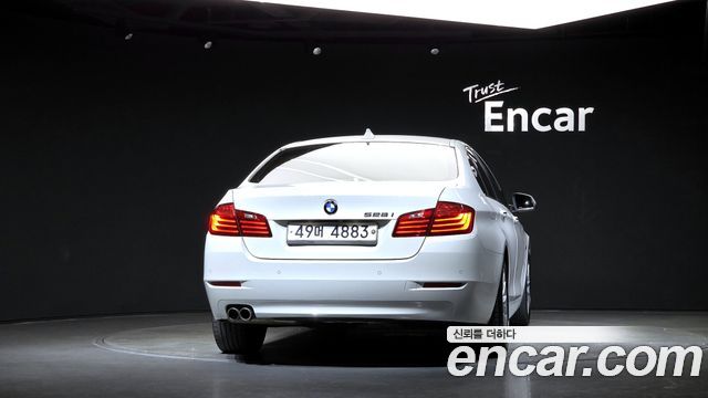 BMW 5-Series 2014 — photo 4