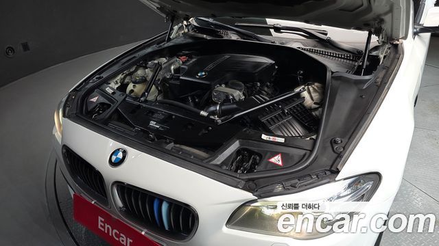 BMW 5-Series 2014 — photo 6