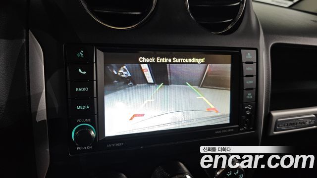 Jeep Compass 2015 — photo 17