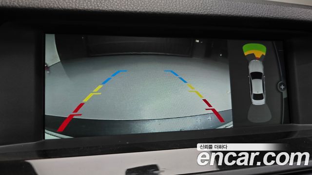 BMW 5-Series 2010 — photo 15