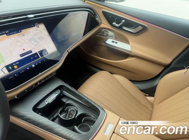 Mercedes-Benz E-Class 2025 — photo 5
