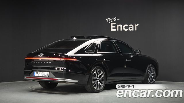 Hyundai Grandeur 2023 — photo 2