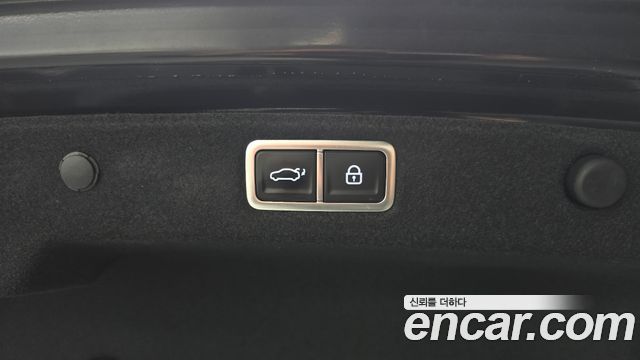 Hyundai Grandeur 2023 — photo 26