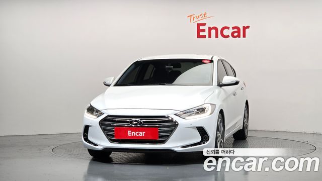 Hyundai AVANTE 2018 — photo 3