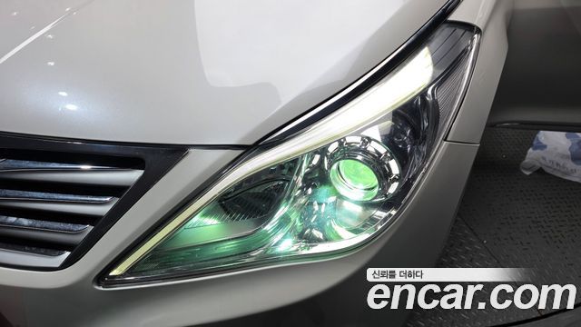 Hyundai Grandeur 2012 — photo 8
